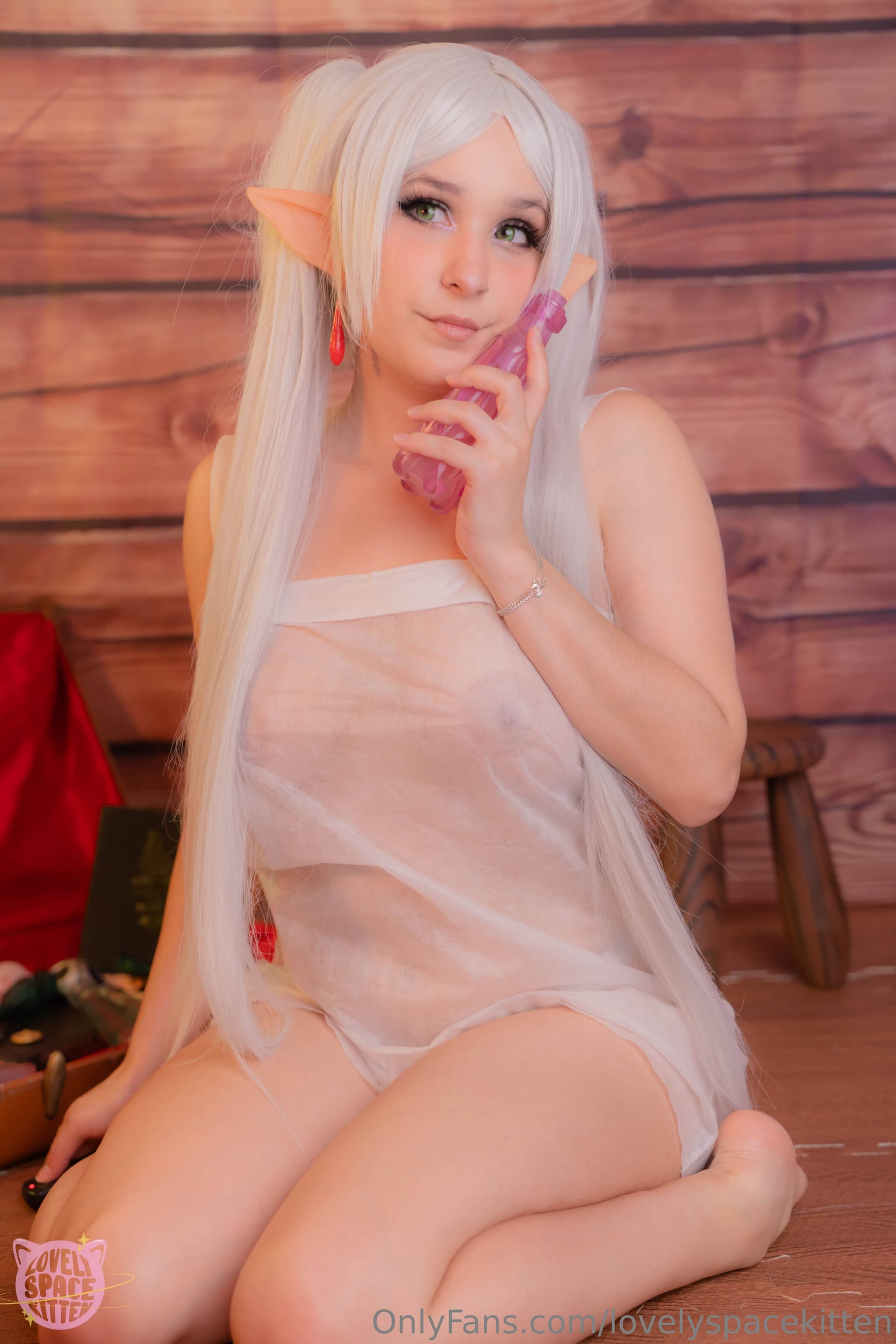 Lovely Space Kitten - Frieren-5
