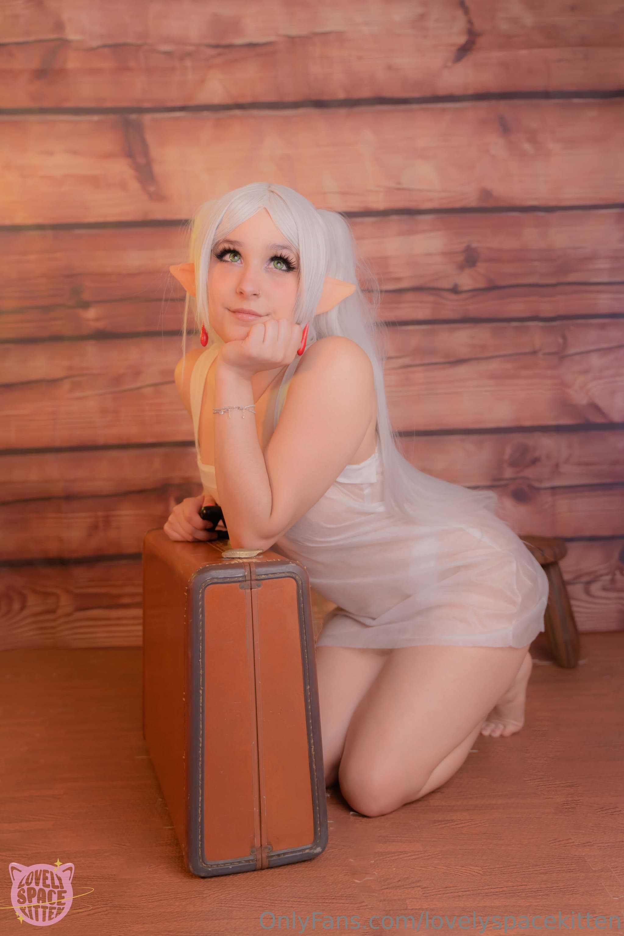 Lovely Space Kitten - Frieren-6
